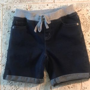 NWOT Girls Justice stretch jean shorts